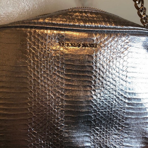 Victoria’s Secret Chain Purse - Picture 5 of 16